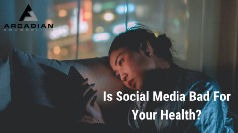 Is Social Media Bad For Your Health? - Anxiety Therapist In New Haven