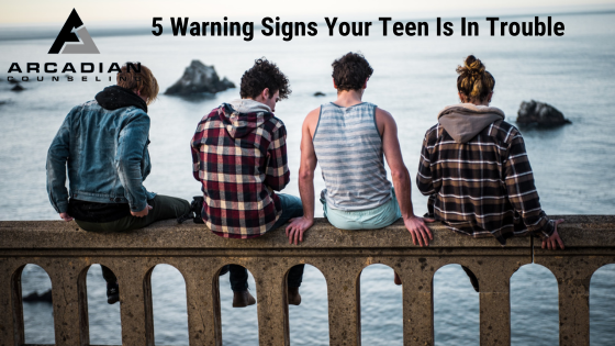 5 Warning Signs Your Teen Is In Trouble
